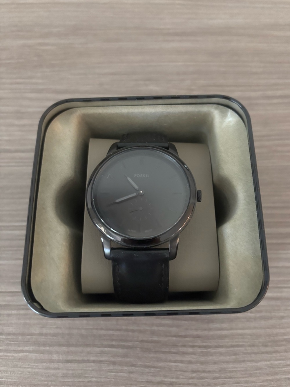 Fossil Men's Black Dial Black Leather Strap Watch